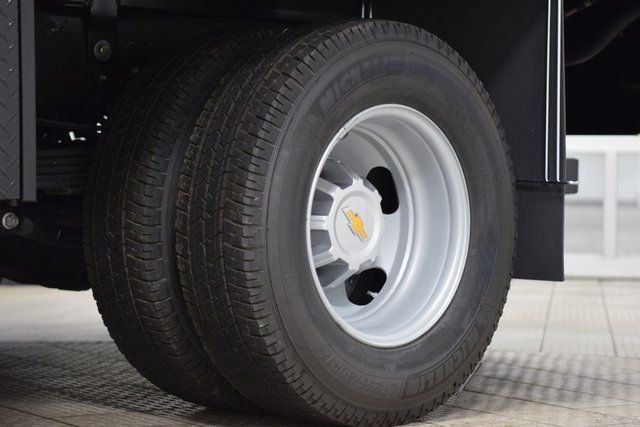 2025 Chevrolet Silverado 3500 HD Chassis Cab Work Truck - 22880278 - 17