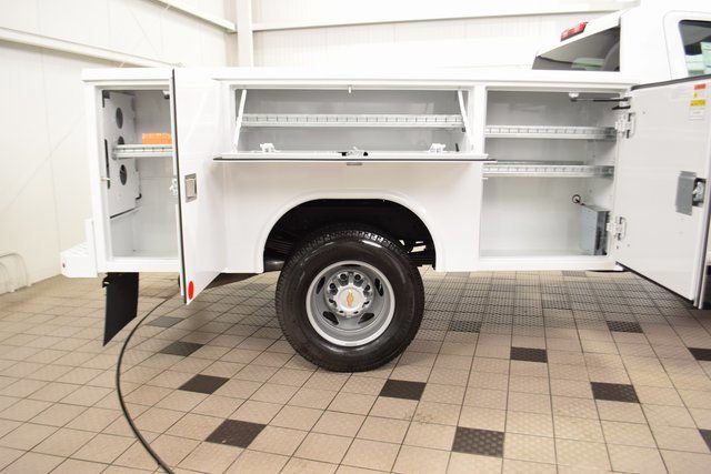 2025 Chevrolet Silverado 3500 HD Chassis Cab Work Truck - 22881944 - 16