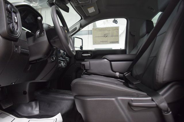 2025 Chevrolet Silverado 3500 HD Chassis Cab Work Truck - 22881944 - 40