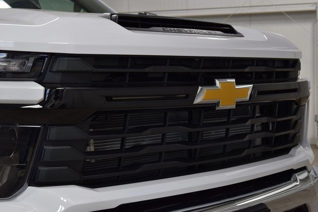 2025 Chevrolet Silverado 3500 HD Chassis Cab Work Truck - 22881945 - 4