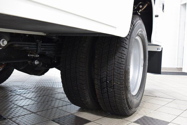 2025 Chevrolet Silverado 3500 HD Chassis Cab Work Truck - 22881946 - 16