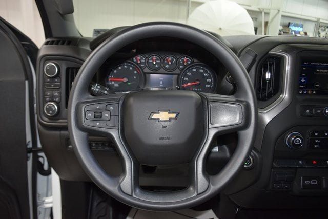 2025 Chevrolet Silverado 3500 HD Chassis Cab Work Truck - 22881946 - 25