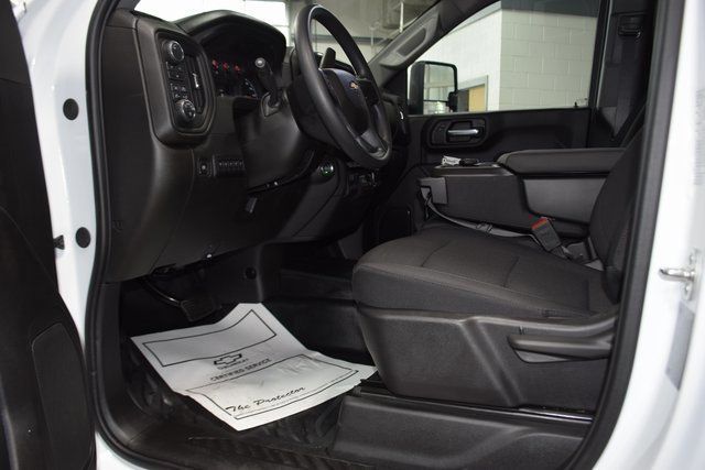 2025 Chevrolet Silverado 3500 HD Chassis Cab Work Truck - 22881946 - 28