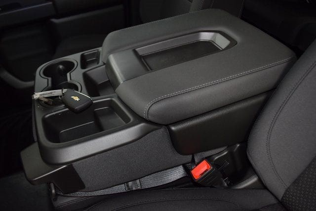 2025 Chevrolet Silverado 3500 HD Chassis Cab Work Truck - 22881946 - 29