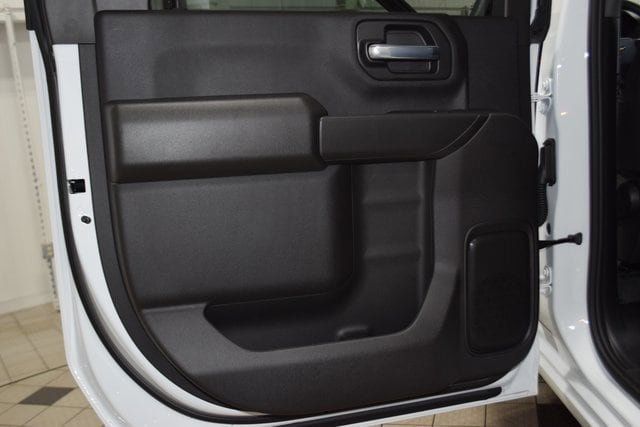 2025 Chevrolet Silverado 3500 HD Chassis Cab Work Truck - 22881946 - 31