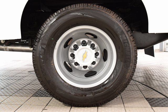 2025 Chevrolet Silverado 3500 HD Chassis Cab Work Truck - 22881947 - 18