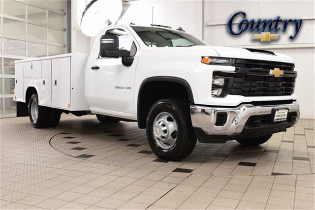 2025 Chevrolet Silverado 3500 HD Chassis Cab Work Truck - 22884816 | Video 1