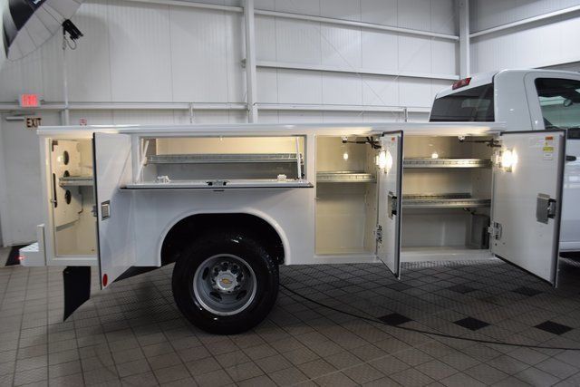 2025 Chevrolet Silverado 3500HD Work Truck photo 30
