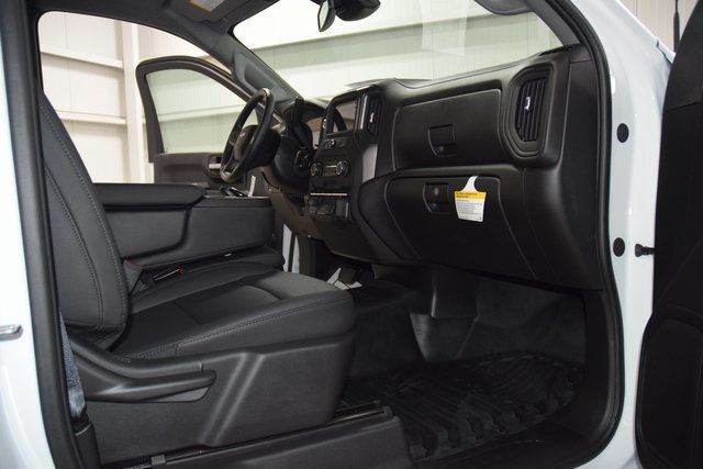2025 Chevrolet Silverado 3500HD Work Truck photo 13