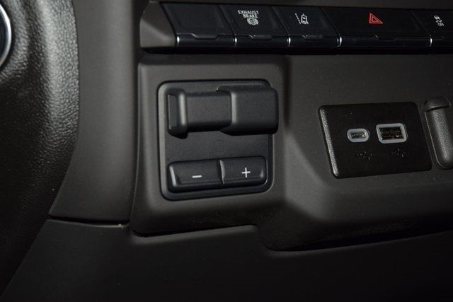 2025 Chevrolet Silverado 3500HD Work Truck photo 17