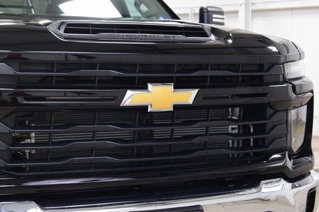 2025 Chevrolet Silverado 3500 HD Chassis Cab Work Truck - 22894730 - 4