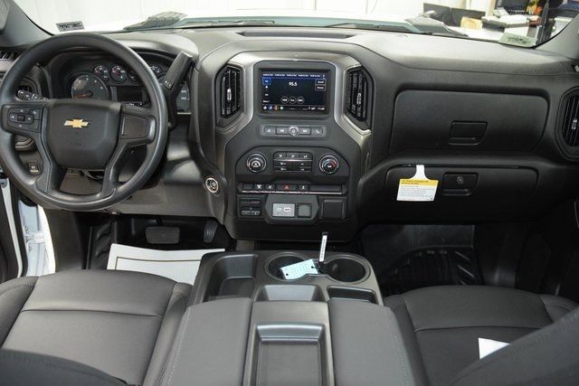 2025 Chevrolet Silverado 3500HD Work Truck photo 15