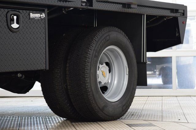 2025 Chevrolet Silverado 3500HD Work Truck photo 11