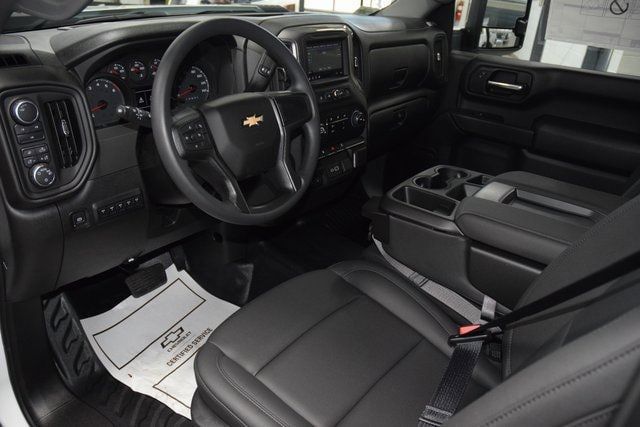 2025 Chevrolet Silverado 3500HD Work Truck photo 13