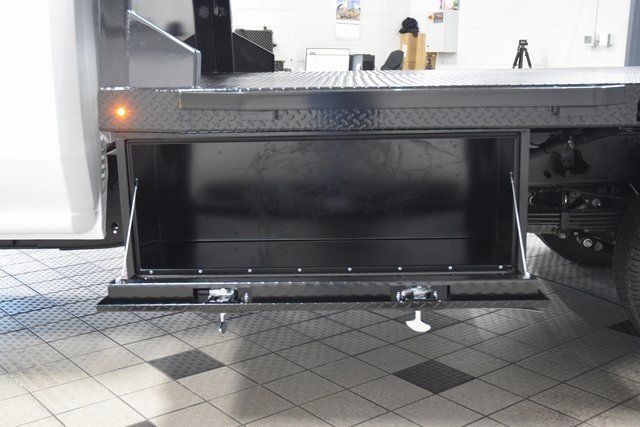 2025 Chevrolet Silverado 3500 HD Chassis Cab Work Truck - 22894732 - 38