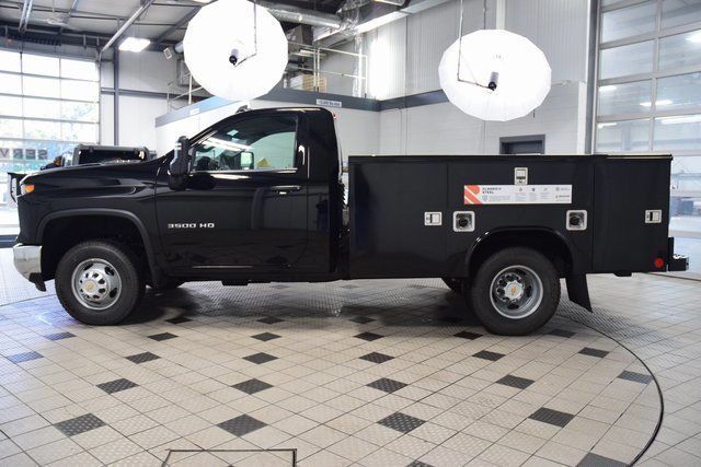 2025 Chevrolet Silverado 3500HD Work Truck photo 3