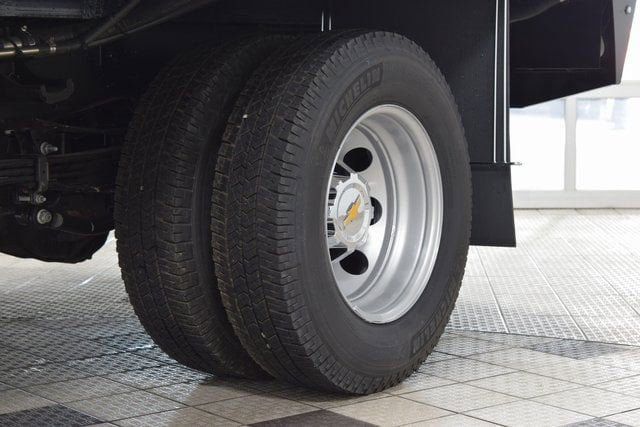 2025 Chevrolet Silverado 3500 HD Chassis Cab Work Truck - 22896968 - 17