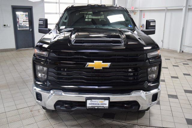 2025 Chevrolet Silverado 3500 HD Chassis Cab Work Truck - 22896968 - 1