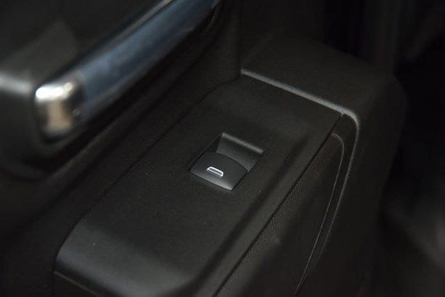 2025 Chevrolet Silverado 3500 HD Chassis Cab Work Truck - 22896968 - 33