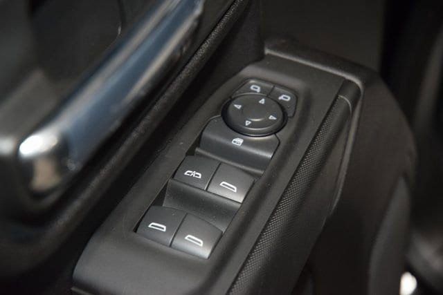 2025 Chevrolet Silverado 3500 HD Chassis Cab Work Truck - 22896968 - 35