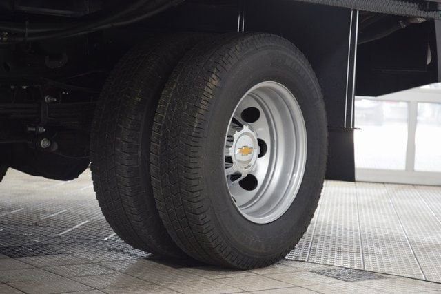 2025 Chevrolet Silverado 3500 HD Chassis Cab Work Truck - 22896970 - 17