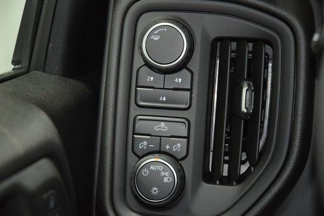 2025 Chevrolet Silverado 3500 HD Chassis Cab Work Truck - 22896970 - 23