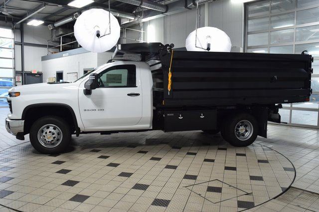 2025 Chevrolet Silverado 3500 HD Chassis Cab Work Truck - 22920482 - 2