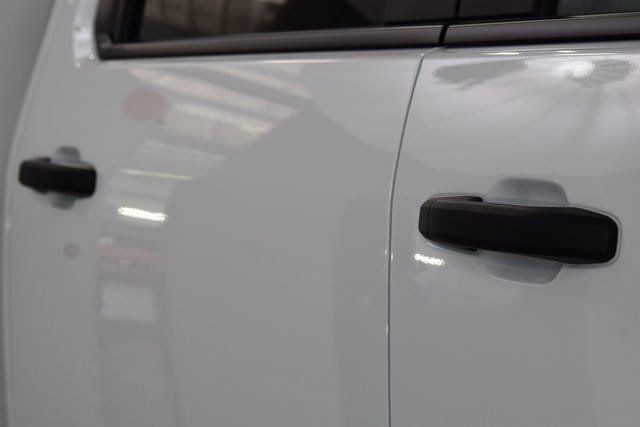 2025 Chevrolet Silverado 3500 HD Chassis Cab Work Truck - 22929861 - 10