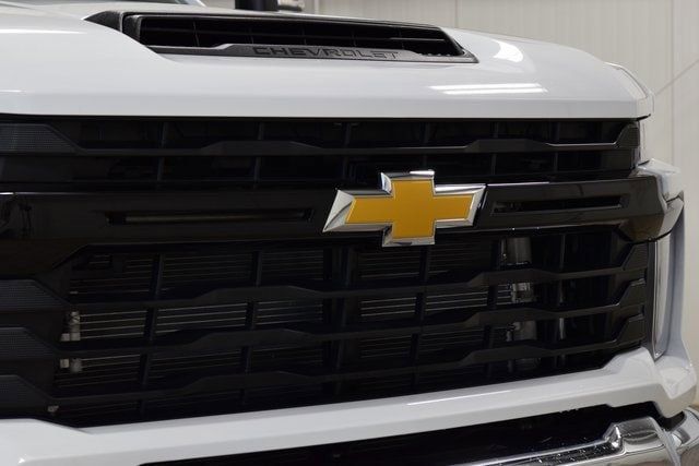 2025 Chevrolet Silverado 3500 HD Chassis Cab Work Truck - 22929861 - 4
