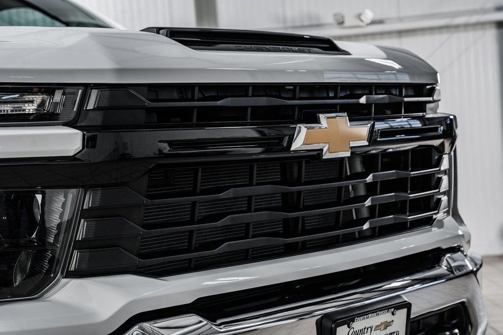 2025 Chevrolet Silverado 3500 HD Chassis Cab Work Truck - 22931335 - 9