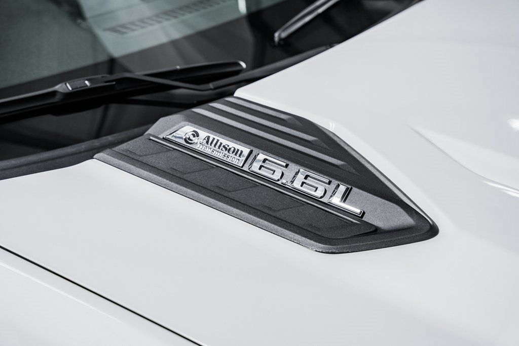 2025 Chevrolet Silverado 3500 HD Chassis Cab Work Truck - 22931335 - 10