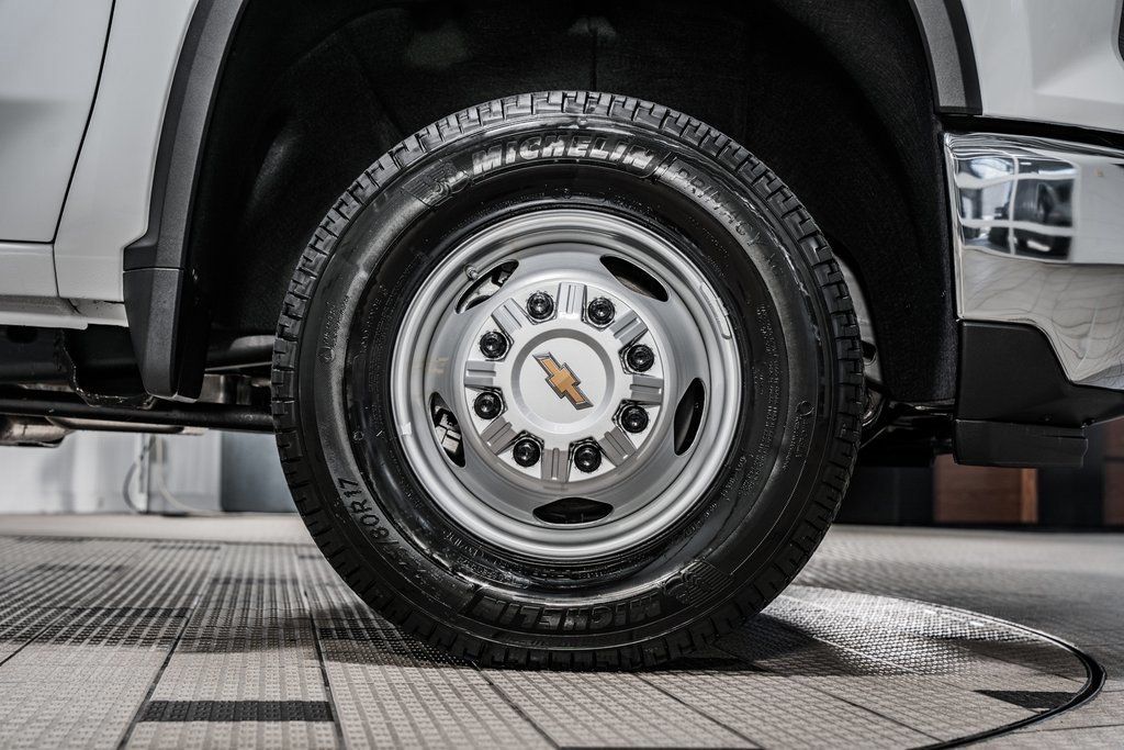 2025 Chevrolet Silverado 3500 HD Chassis Cab Work Truck - 22931335 - 14