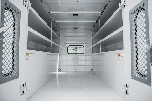 2025 Chevrolet Silverado 3500 HD Chassis Cab Work Truck - 22931335 - 23