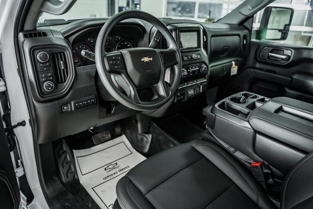2025 Chevrolet Silverado 3500 HD Chassis Cab Work Truck - 22931335 - 26