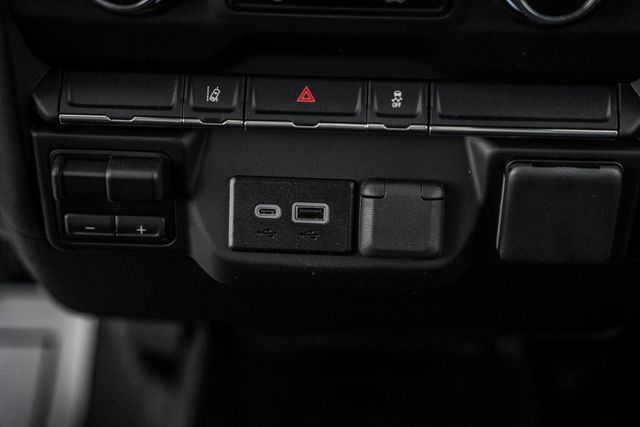 2025 Chevrolet Silverado 3500 HD Chassis Cab Work Truck - 22931335 - 30