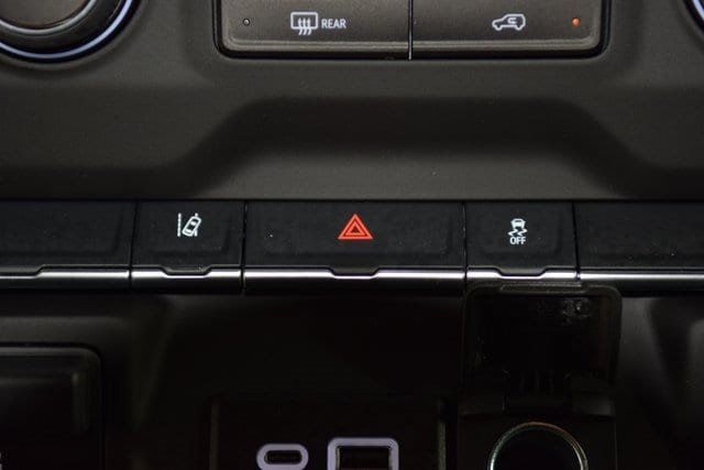 2025 Chevrolet Silverado 3500 HD Chassis Cab Work Truck - 22932527 - 23