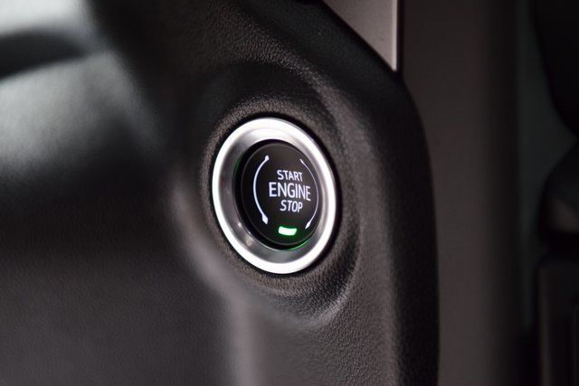 2025 Chevrolet Silverado 3500 HD Chassis Cab Work Truck - 22932527 - 25