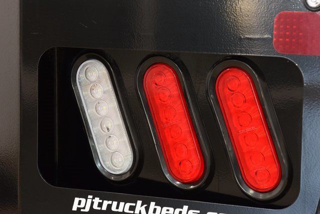 2025 Chevrolet Silverado 3500 HD Chassis Cab Work Truck - 22932528 - 13