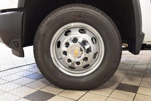 2025 Chevrolet Silverado 3500 HD Chassis Cab Work Truck - 22932528 - 17