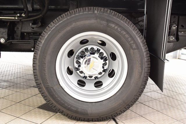 2025 Chevrolet Silverado 3500 HD Chassis Cab Work Truck - 22932528 - 18