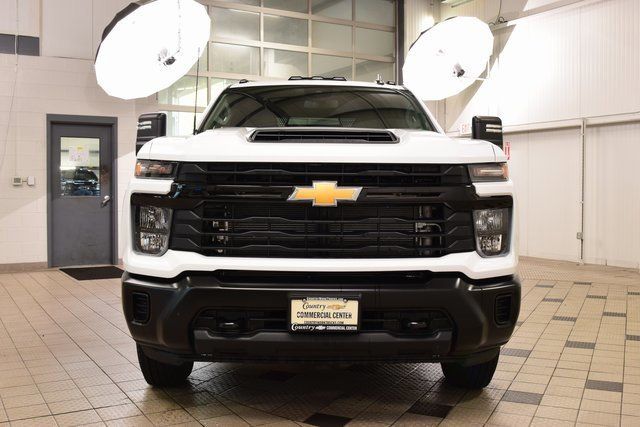 2025 Chevrolet Silverado 3500 HD Chassis Cab Work Truck - 22932528 - 1