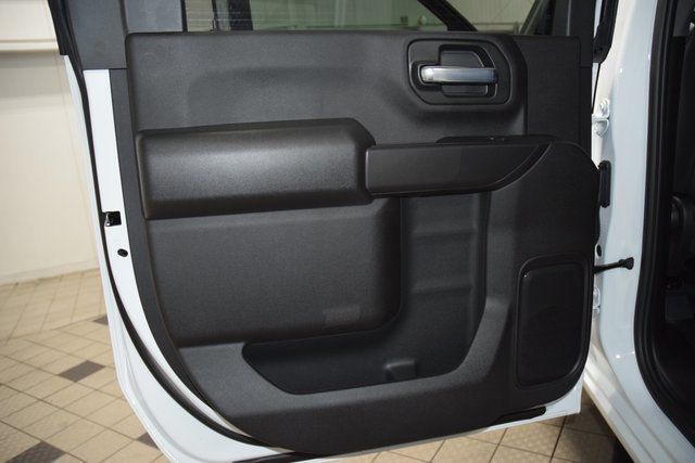 2025 Chevrolet Silverado 3500 HD Chassis Cab Work Truck - 22932528 - 36