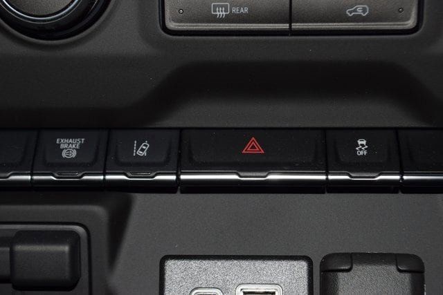 2025 Chevrolet Silverado 3500 HD Chassis Cab Work Truck - 22937864 - 25