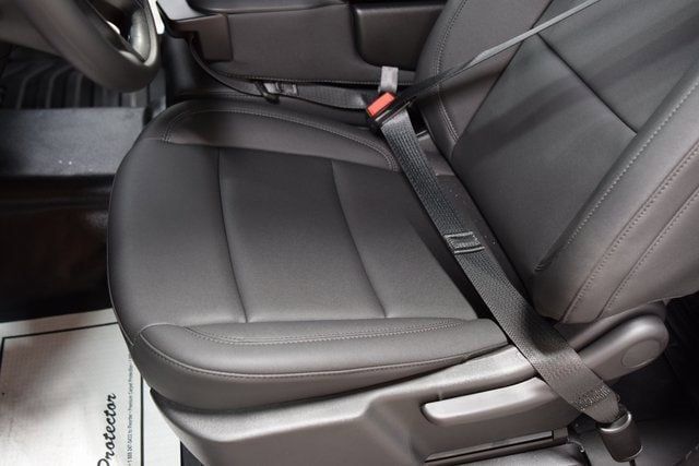 2025 Chevrolet Silverado 3500 HD Chassis Cab Work Truck - 22938436 - 33