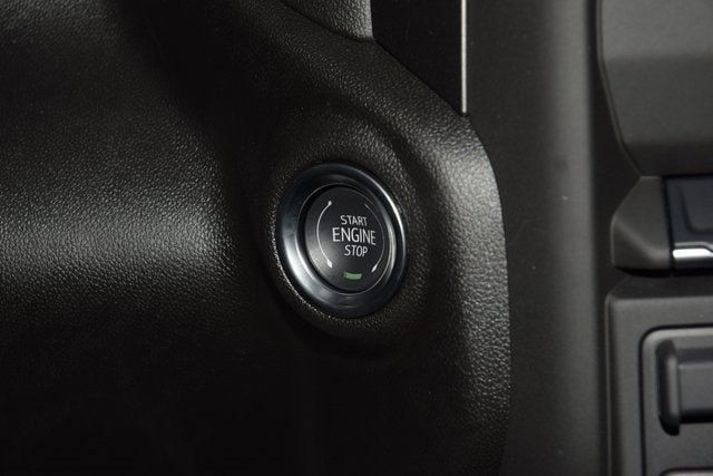 2025 Chevrolet Silverado 3500 HD Chassis Cab Work Truck - 22949685 - 23