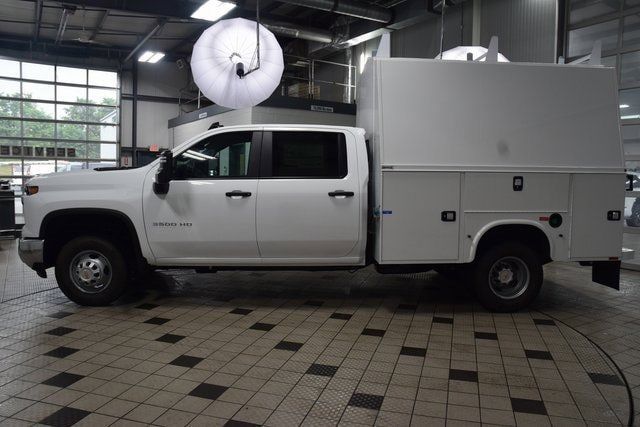 2025 Chevrolet Silverado 3500 HD Chassis Cab Work Truck - 22949685 - 2