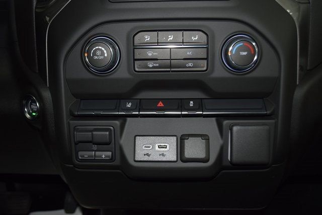 2025 Chevrolet Silverado 3500 HD Chassis Cab Work Truck - 22956961 - 32