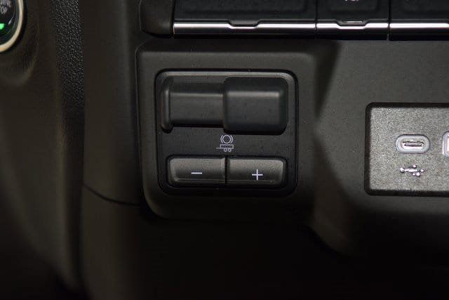 2025 Chevrolet Silverado 3500 HD Chassis Cab Work Truck - 22962730 - 24