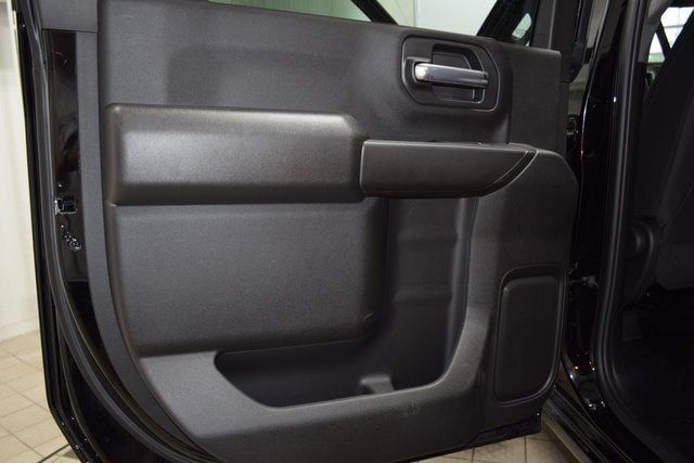 2025 Chevrolet Silverado 3500 HD Chassis Cab Work Truck - 22962731 - 42