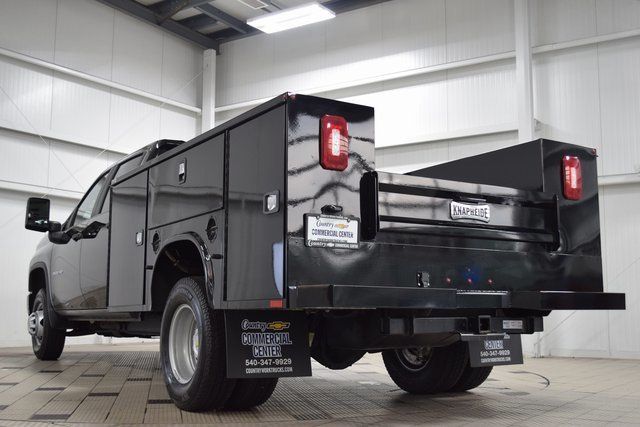 2025 Chevrolet Silverado 3500 HD Chassis Cab Work Truck - 22962731 - 5